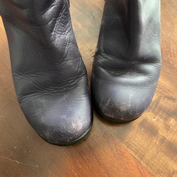 LAST CALL 💜 Grape Camper Boots! - Picture 3 of 4